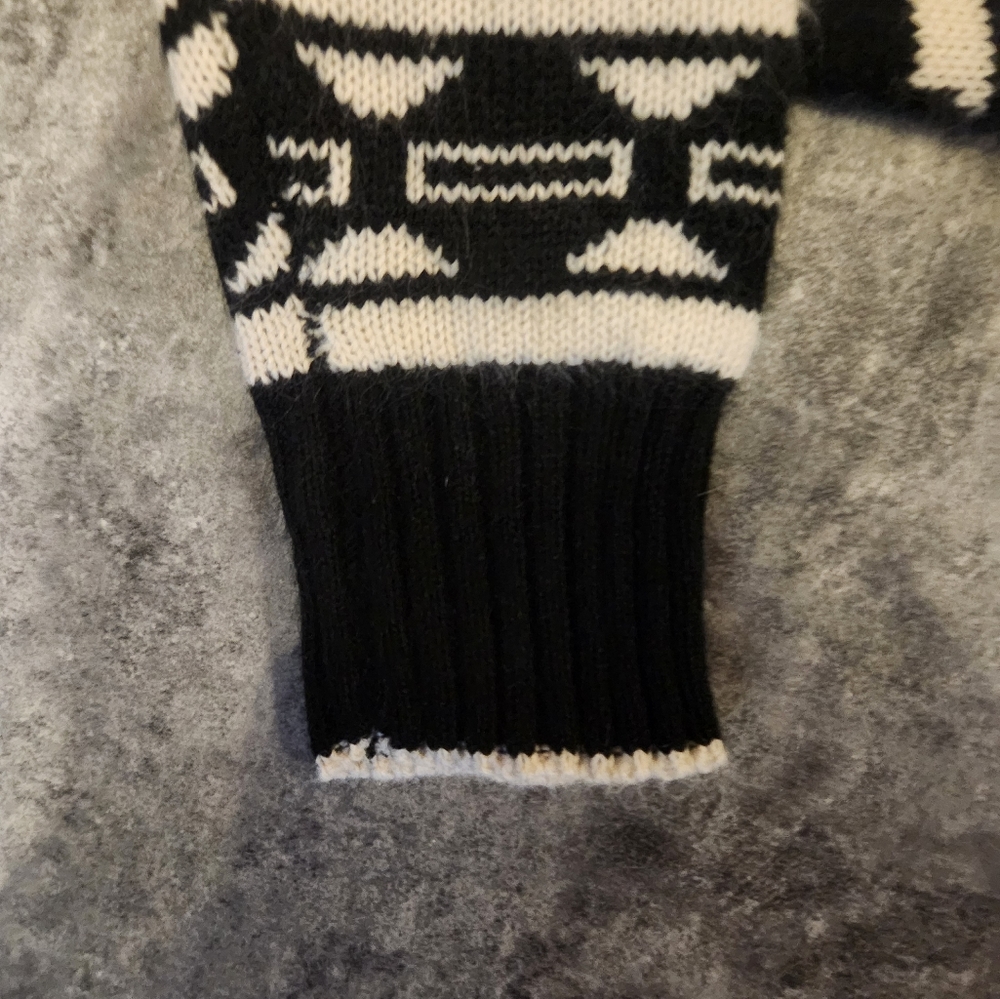 Aztec Print Cardigan Sweater - Picture 2 of 7